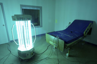 Robot disinfects hospital rooms with ultraviolet light
