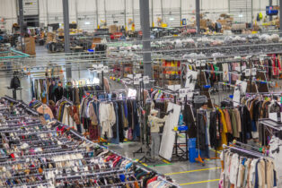 Nuuly From Urbn Outfiters Clothing Rental Memberships In Full Swing